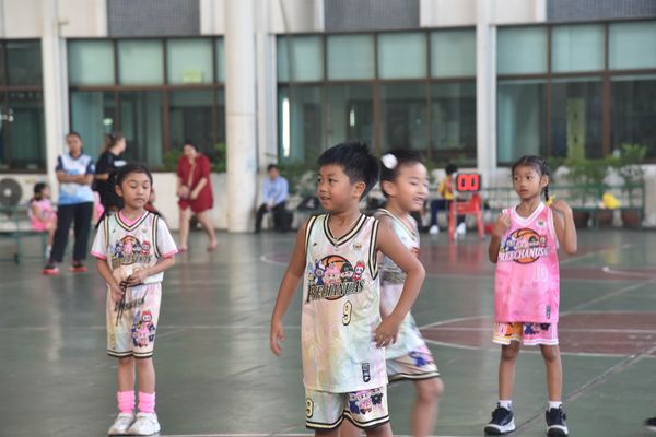 โรงเรียนปรีชานุศาสน์